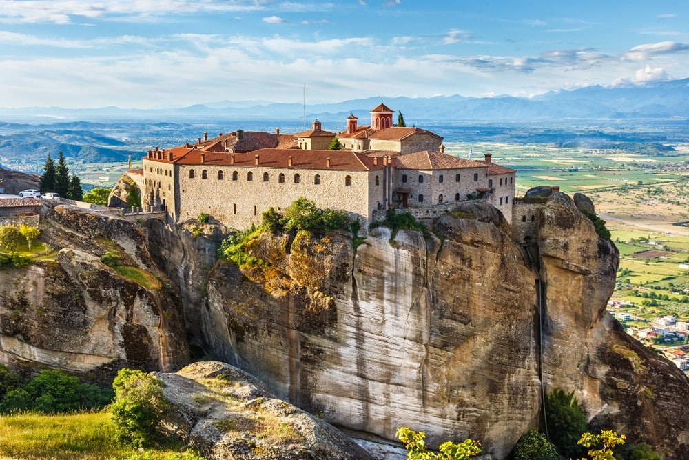 15 Must-See Places In Greece - Meteora