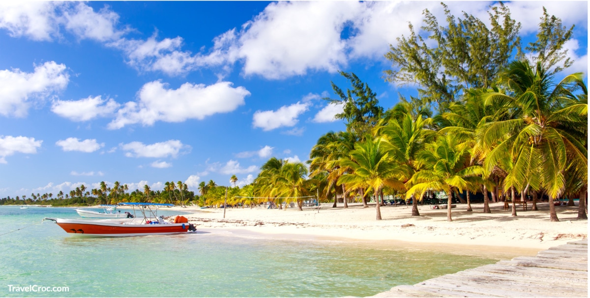 Best time to visit Punta Cana and the gorgeous caribbean beach on Saona island.