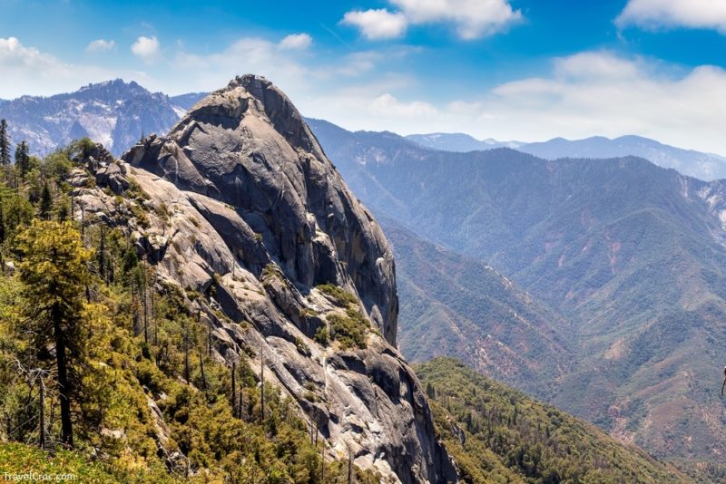 Moro Rock in Sequoia National Park in California, USA