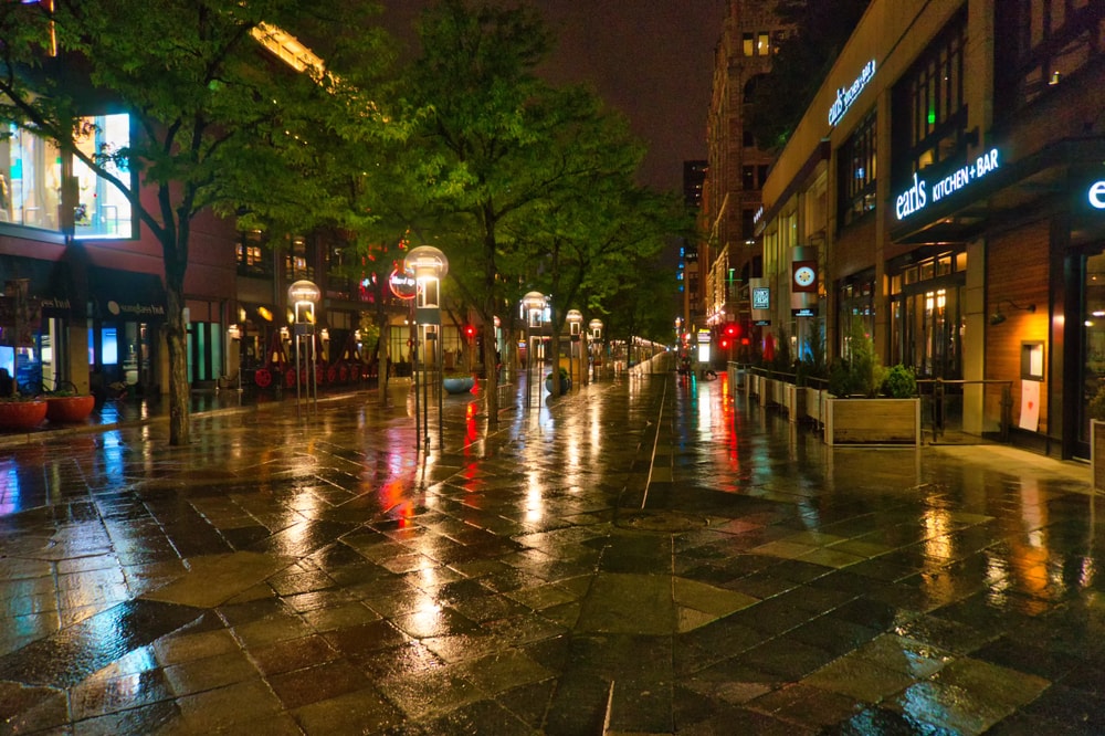 Rainy night at the 16th Street Mall. Shops closed at 9PM and the street became very quiet. Shopping in Denver