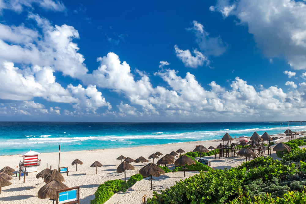 Best Time to Visit Cancun - Playa Delfines