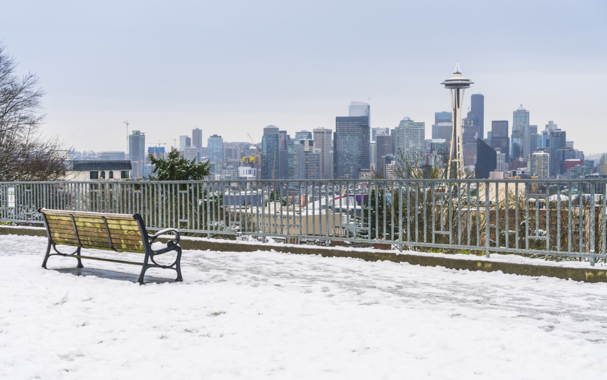 Does it snow in Seattle